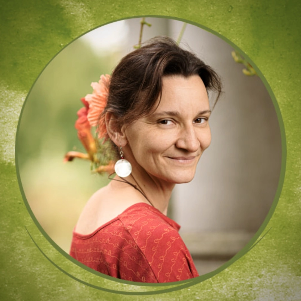 josianne-hosner-quittenduft-portraet Josianne Hosner – Schweizer Schriftstellerin, Zyklusmentorin und Autorin des Romans «Ein Eichenblatt in Avas Haar